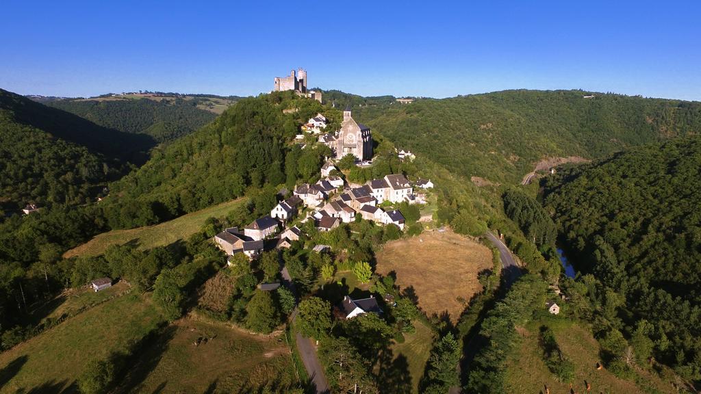 Vvf Aveyron Najac Hotel Екстериор снимка