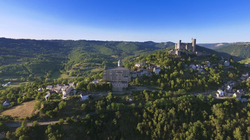 Vvf Aveyron Najac Hotel Екстериор снимка